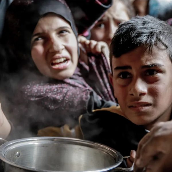 ¡Alto al genocidio israelí contra Palestina, con apoyo de Estados Unidos!